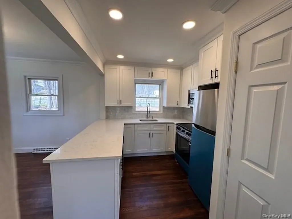 529 Elder Lane Ronkonkoma NY 11779