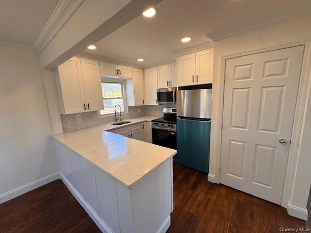 529 Elder Lane Ronkonkoma NY 11779