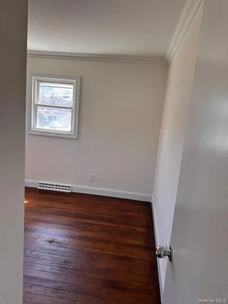 529 Elder Lane Ronkonkoma NY 11779