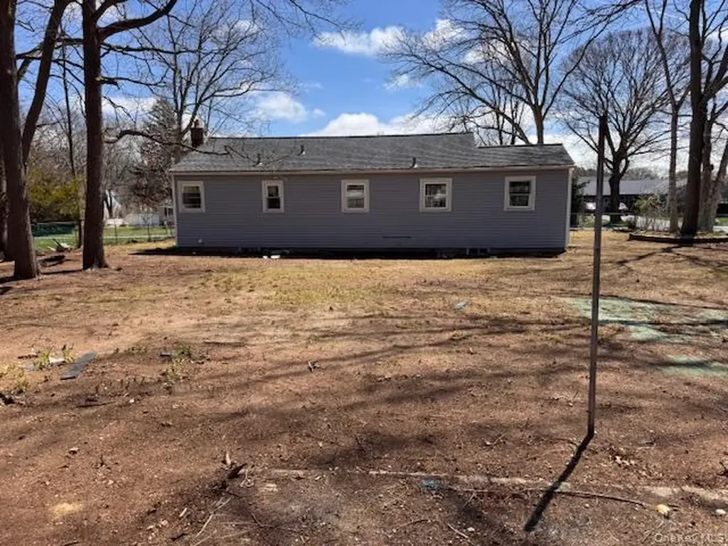 529 Elder Lane Ronkonkoma NY 11779