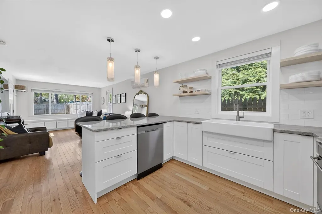 28 Eastern Parkway Poughkeepsie NY 12603