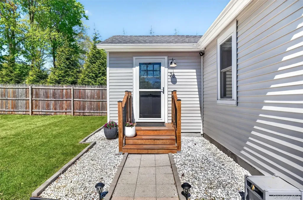 28 Eastern Parkway Poughkeepsie NY 12603