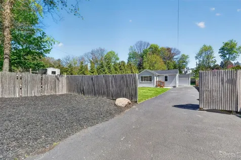 28 Eastern Parkway Poughkeepsie NY 12603