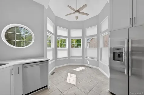117 Winding Ridge Road White Plains NY 10603