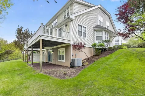 117 Winding Ridge Road White Plains NY 10603
