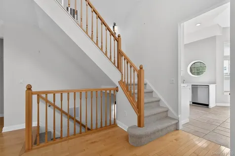 117 Winding Ridge Road White Plains NY 10603