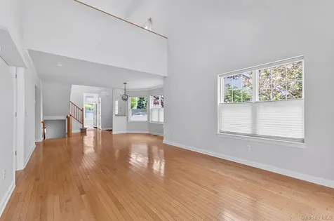 117 Winding Ridge Road White Plains NY 10603