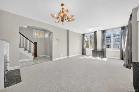 124 Sherwood Avenue Yonkers NY 10704