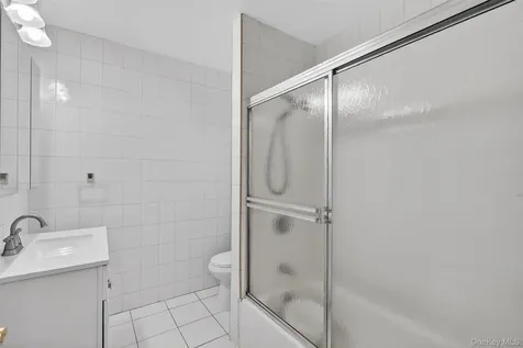124 Sherwood Avenue Yonkers NY 10704