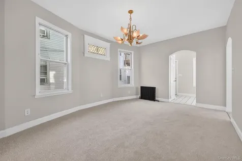 124 Sherwood Avenue Yonkers NY 10704