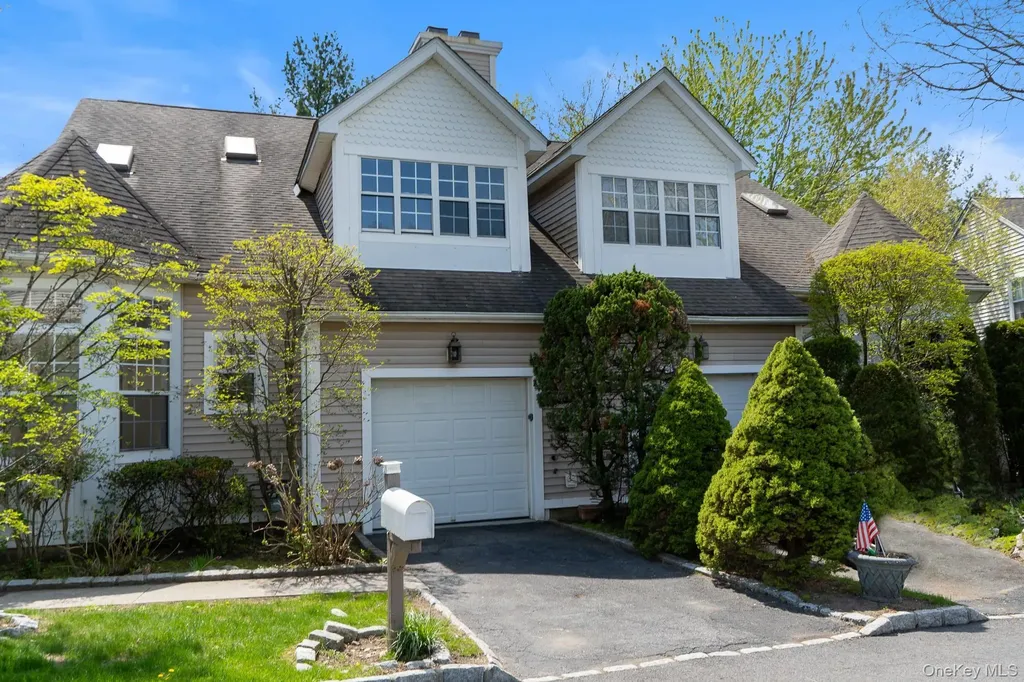 23 Roundtop Road Yonkers NY 10710
