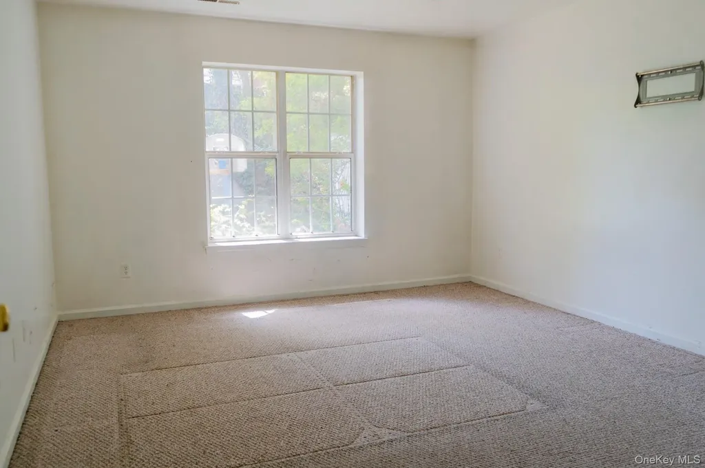 23 Roundtop Road Yonkers NY 10710