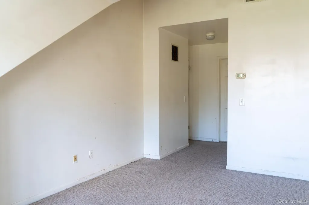 23 Roundtop Road Yonkers NY 10710