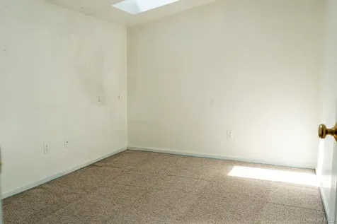 23 Roundtop Road Yonkers NY 10710
