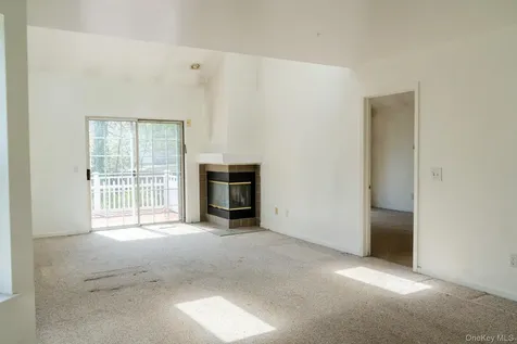 23 Roundtop Road Yonkers NY 10710