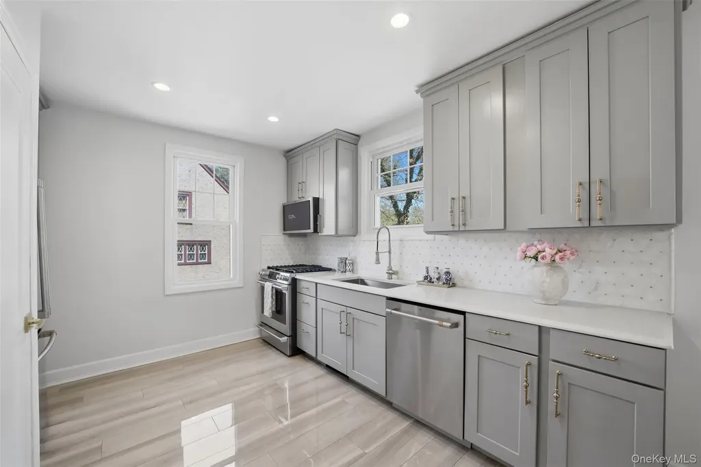 30 Rossmore Avenue Bronxville NY 10708