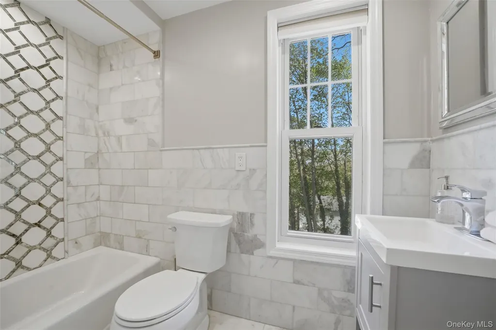 30 Rossmore Avenue Bronxville NY 10708