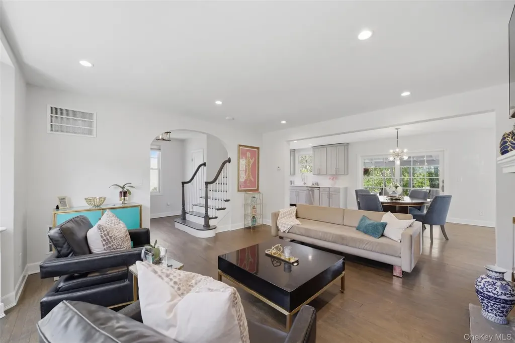 30 Rossmore Avenue Bronxville NY 10708