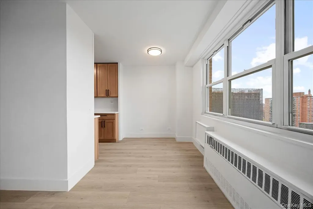 825 Morrison Avenue Bronx NY 10473
