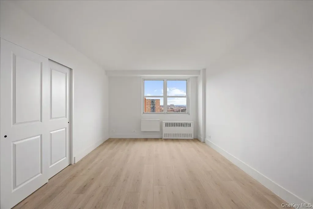 825 Morrison Avenue Bronx NY 10473