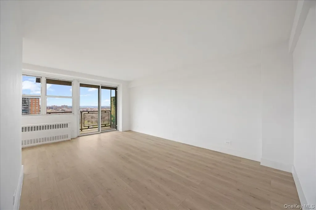 825 Morrison Avenue Bronx NY 10473