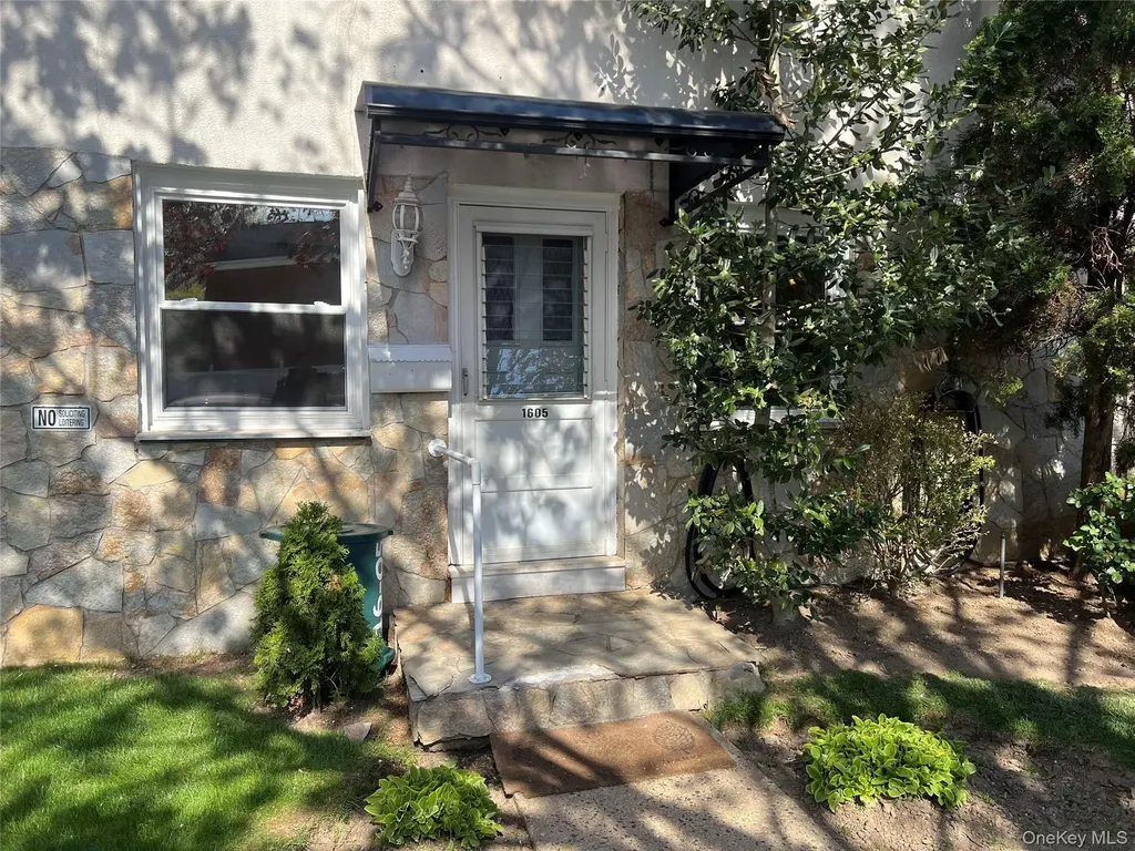 16-05 Bell Boulevard Bayside NY 11360