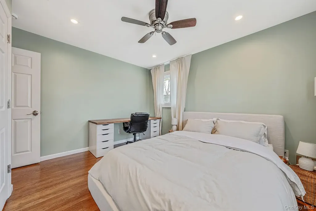 2518 Horace Court Bellmore NY 11710