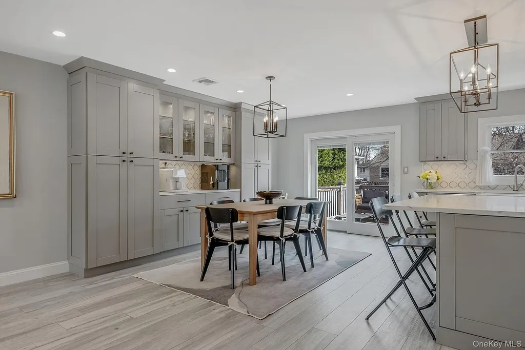 2518 Horace Court Bellmore NY 11710