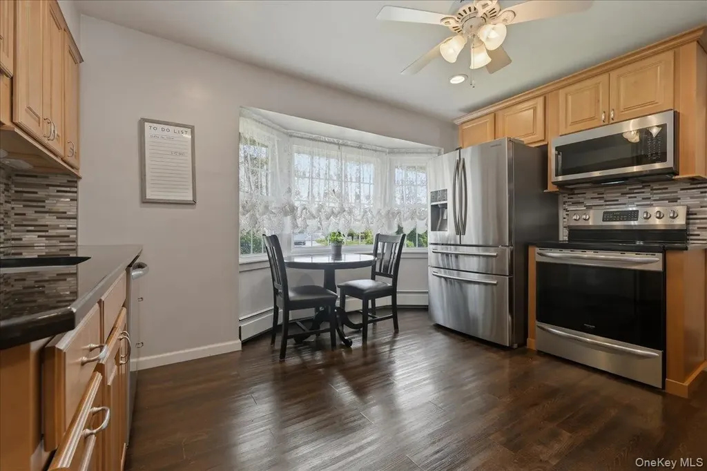235 Twin Lane E Wantagh NY 11793