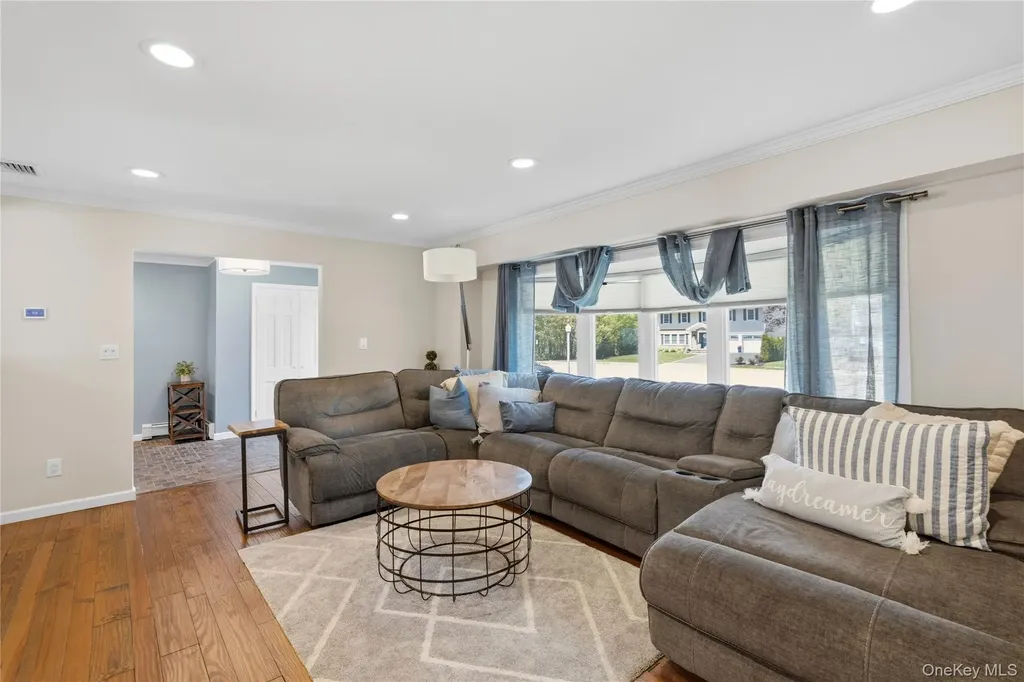 50 Abbot Road Smithtown NY 11787
