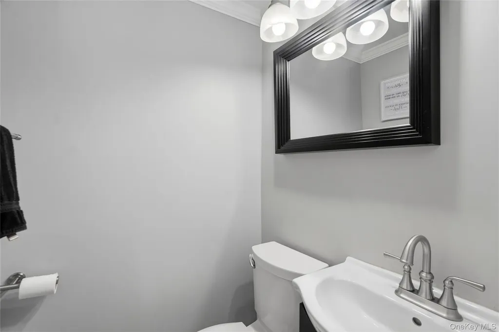 50 Abbot Road Smithtown NY 11787