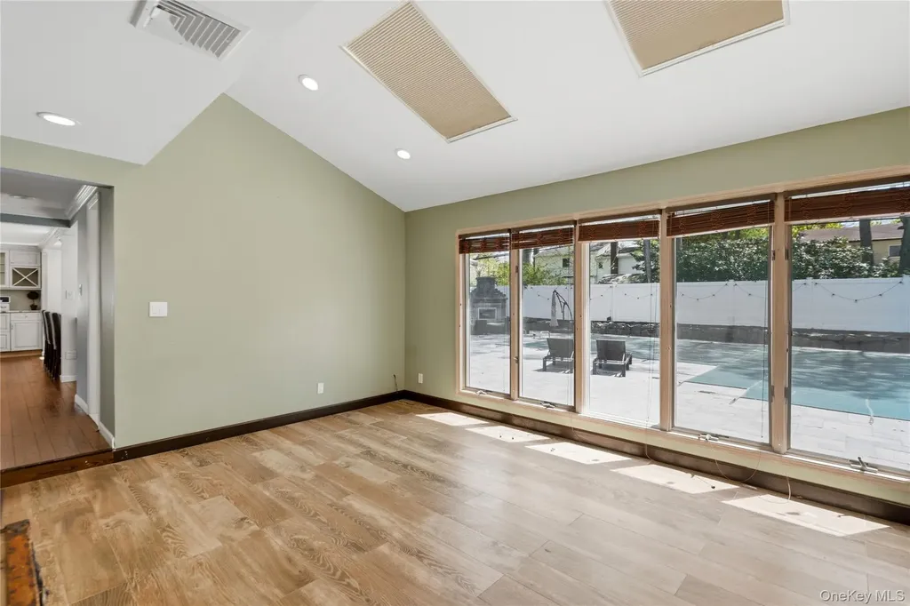 50 Abbot Road Smithtown NY 11787