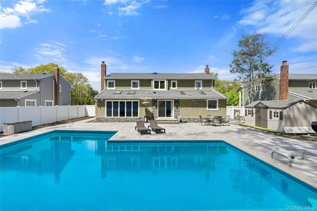 50 Abbot Road Smithtown NY 11787