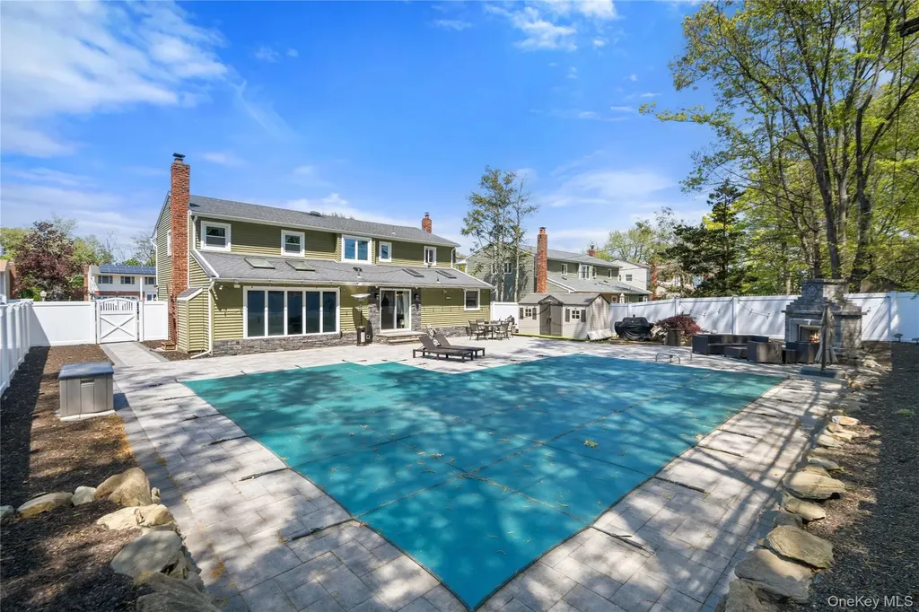 50 Abbot Road Smithtown NY 11787