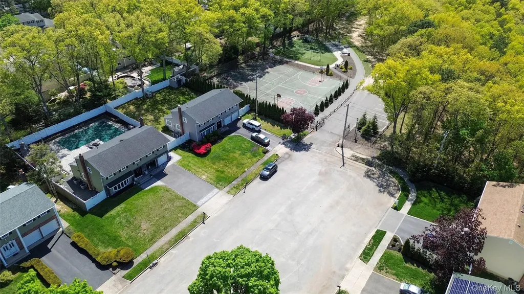 50 Abbot Road Smithtown NY 11787