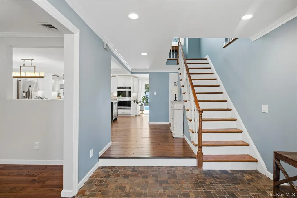 50 Abbot Road Smithtown NY 11787