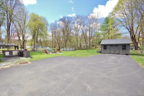 95 Tinker Town Road Dover Plains NY 12522