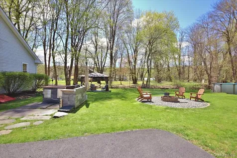 95 Tinker Town Road Dover Plains NY 12522