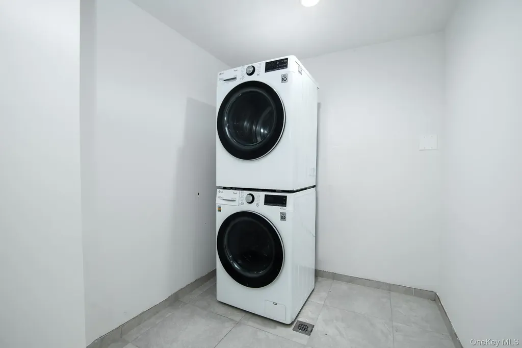 445 E 46th Street Brooklyn NY 11203