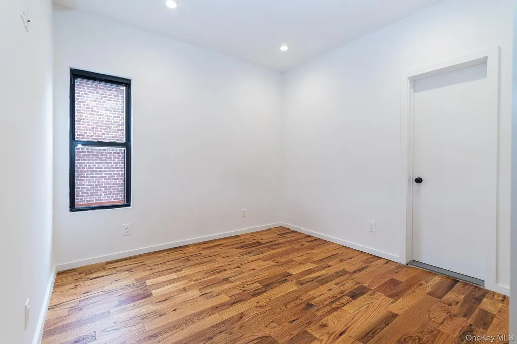 445 E 46th Street Brooklyn NY 11203