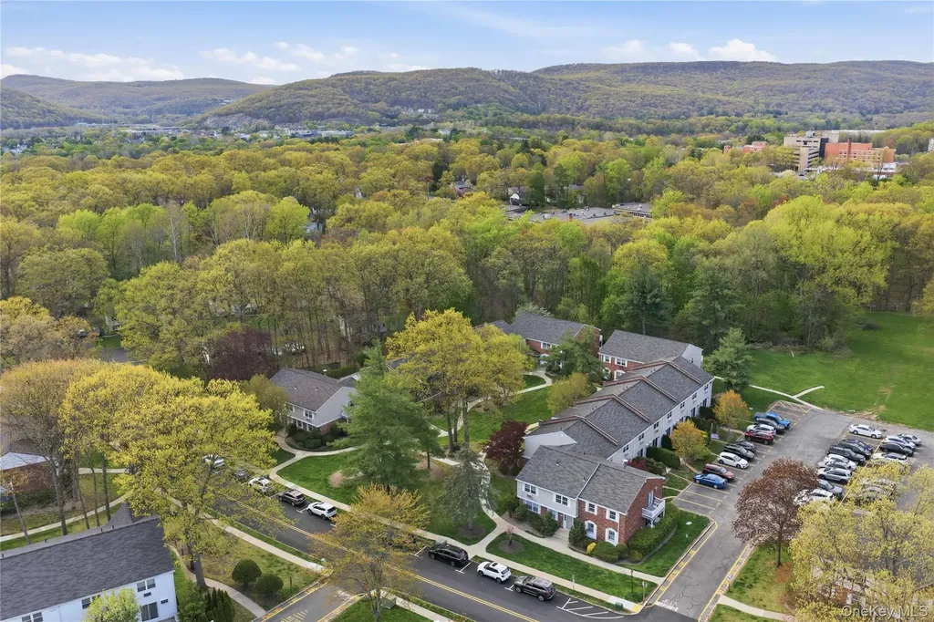 198 Doxbury Lane Suffern NY 10901