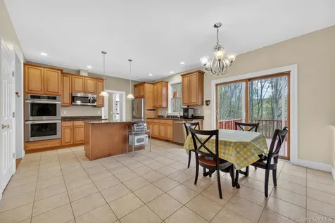 3830 Cranberry Lane Shrub Oak NY 10588
