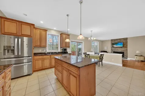 3830 Cranberry Lane Shrub Oak NY 10588