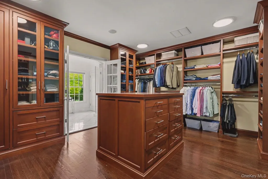 10 Morris Court Rye NY 10580