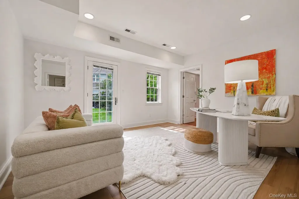 10 Morris Court Rye NY 10580