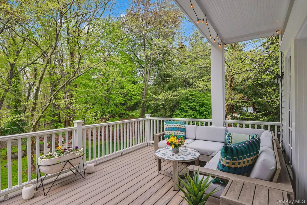 10 Morris Court Rye NY 10580