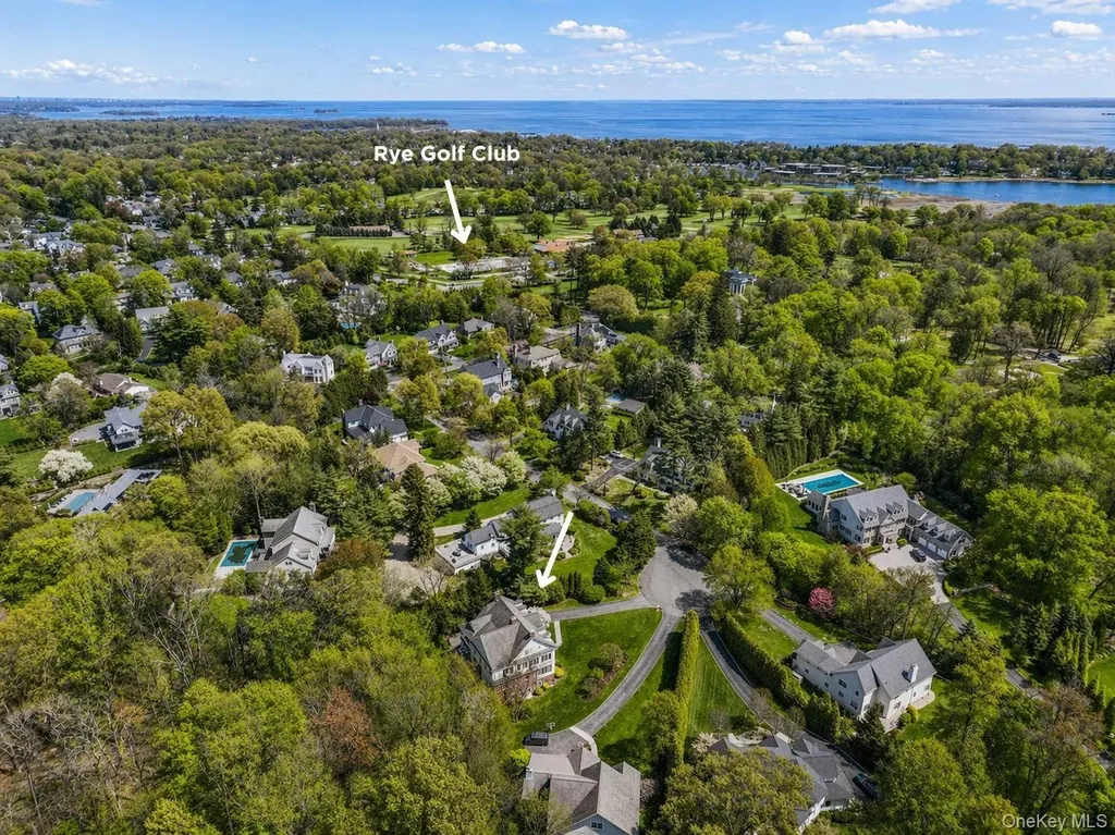 10 Morris Court Rye NY 10580