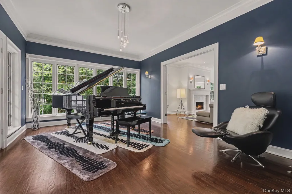 10 Morris Court Rye NY 10580