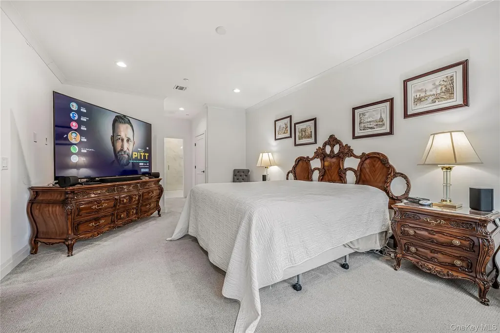 21105 Aspenwood Drive Plainview NY 11803