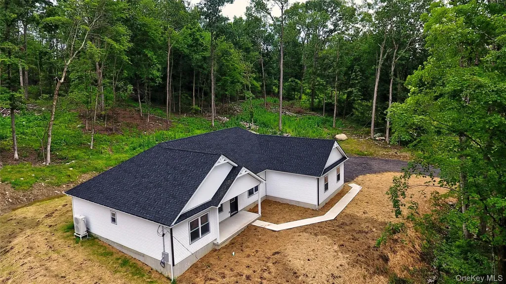 12 Tamarack Drive Newburgh NY 12550